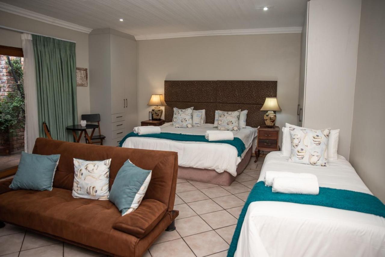 Bluewater Reservations Port Elizabeth Exterior photo